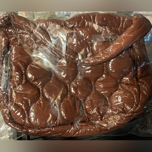FP Movement Surplus Shine Quilted Bag in Nutshell Brown $98 Retail NWT - Picture 4 of 7